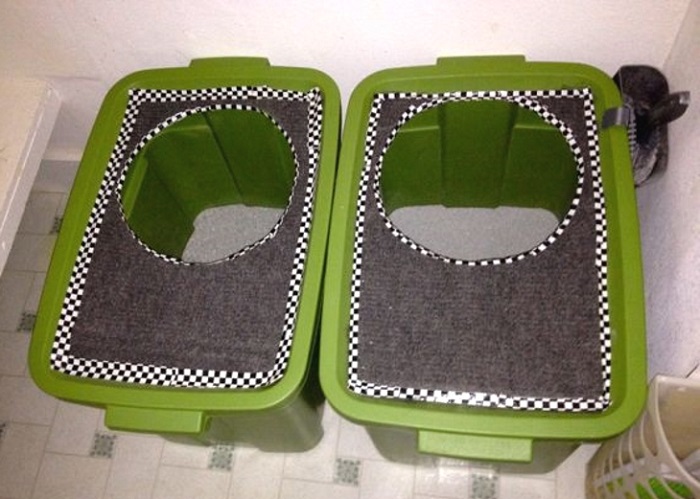 Photo Credit: http://www.thebaroness.org/its-the-cats-ass-diy-top-loading-cat-litter-boxes/